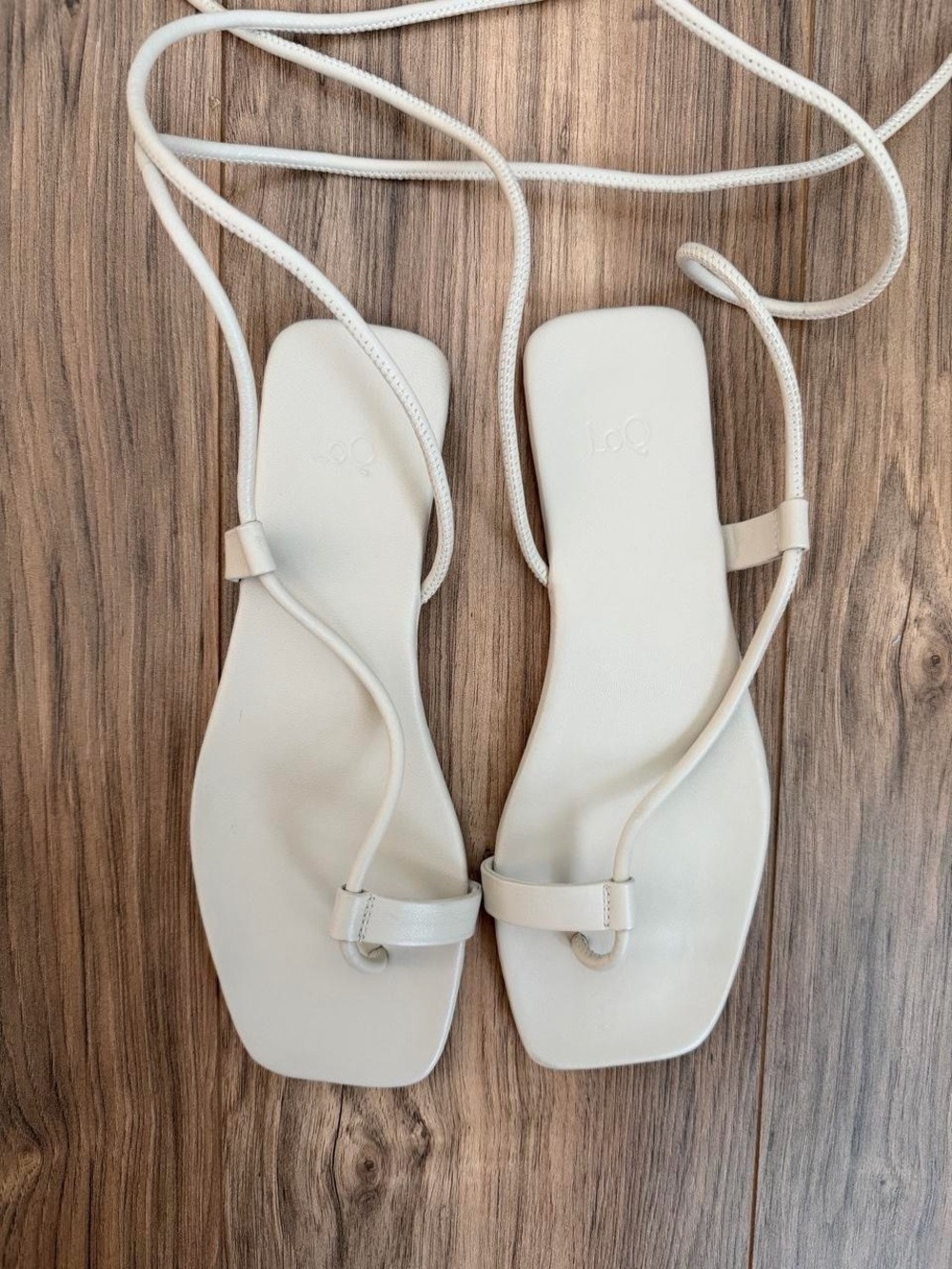 Loq Elisa sandal size 39